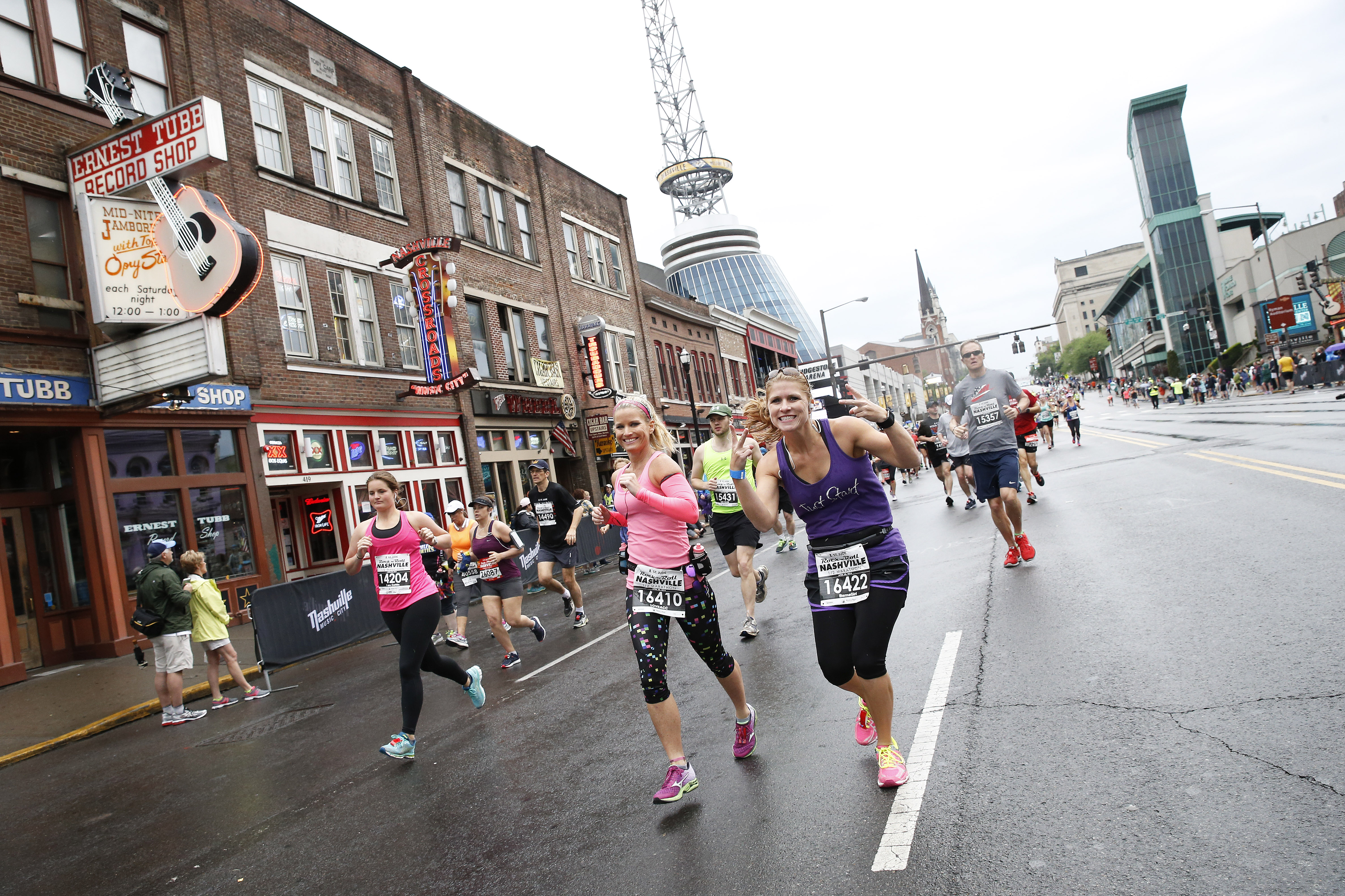 St. Jude Rock N Roll Nashville Marathon & 1/2 Marathon